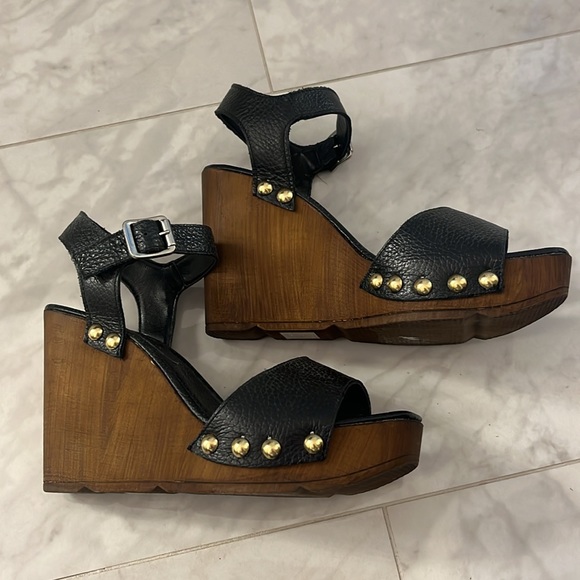 Beautiful made in Italy, pebbled, leather wood wedges - Picture 2 of 7